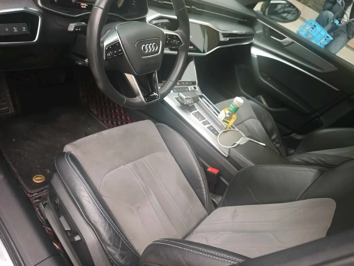 2021 Audi A6L 2.0T 190HP L4 7DCT,autocango,china used car exporter,china ev exporter,chinese used car exporter,chinese used ev exporter