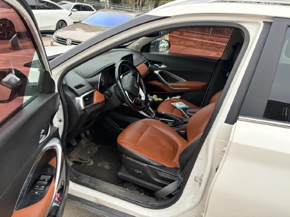 2017 BaoJun 510 1.5L 112HP L4 6MT,autocango,china used car exporter,china ev exporter,chinese used car exporter,chinese used ev exporter