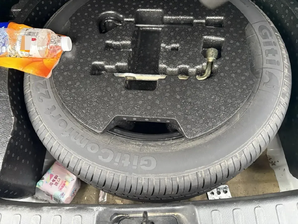 2017 BaoJun 510 1.5L 112HP L4 6MT,autocango,china used car exporter,china ev exporter,chinese used car exporter,chinese used ev exporter