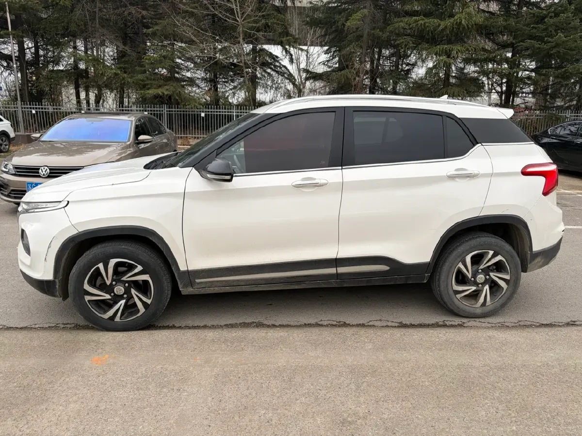 2017 BaoJun 510 1.5L 112HP L4 6MT,autocango,china used car exporter,china ev exporter,chinese used car exporter,chinese used ev exporter