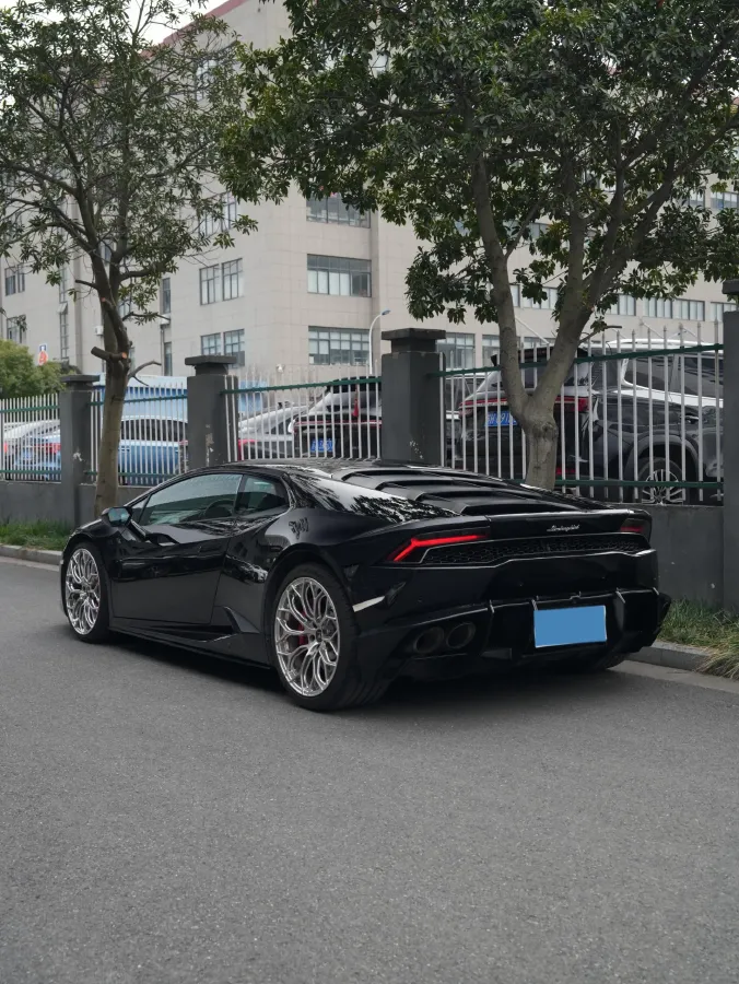 2016 Lamborghini Huracán 5.2L 580HP V10 7DCT,autocango,china used car exporter,china ev exporter,chinese used car exporter,chinese used ev exporter