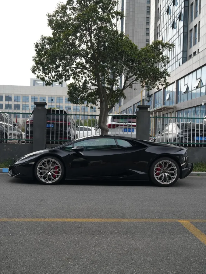 2016 Lamborghini Huracán 5.2L 580HP V10 7DCT,autocango,china used car exporter,china ev exporter,chinese used car exporter,chinese used ev exporter