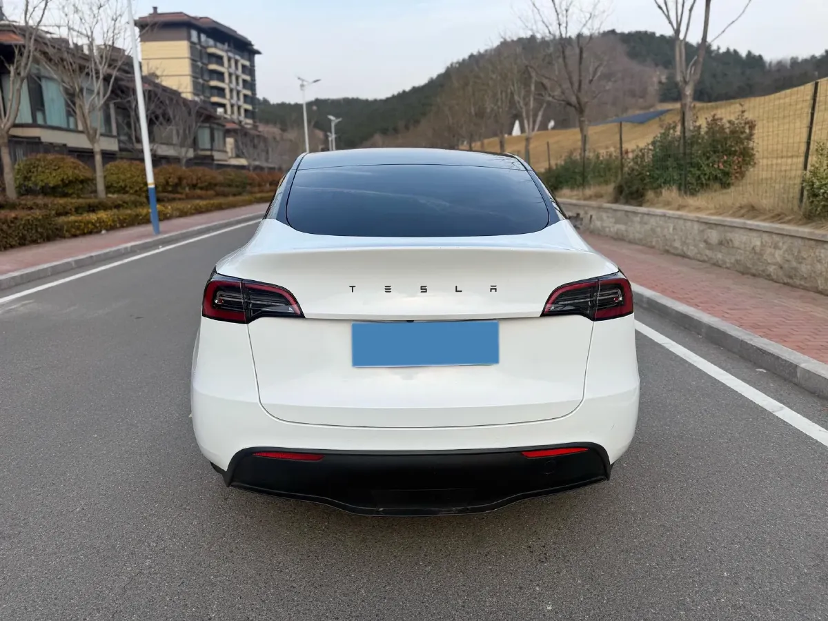 2022 Tesla Model Y BEV 60KWH,autocango,china used car exporter,china ev exporter,chinese used car exporter,chinese used ev exporter