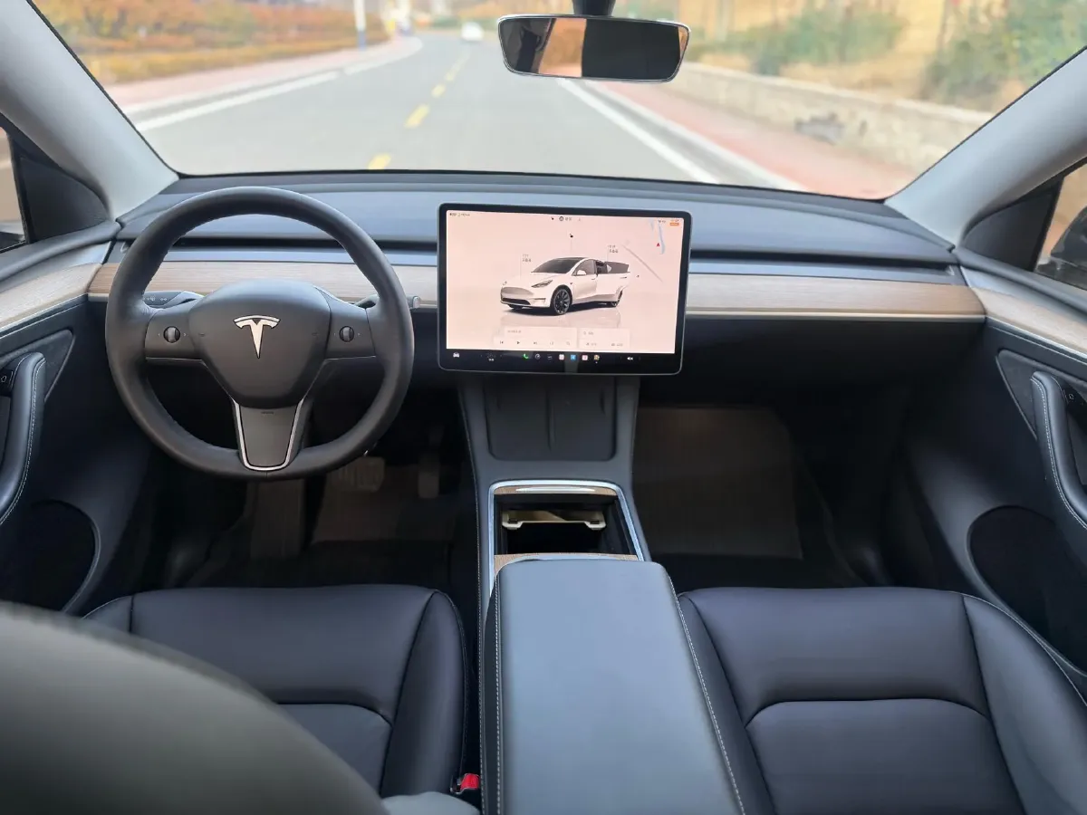 2022 Tesla Model Y BEV 60KWH,autocango,china used car exporter,china ev exporter,chinese used car exporter,chinese used ev exporter