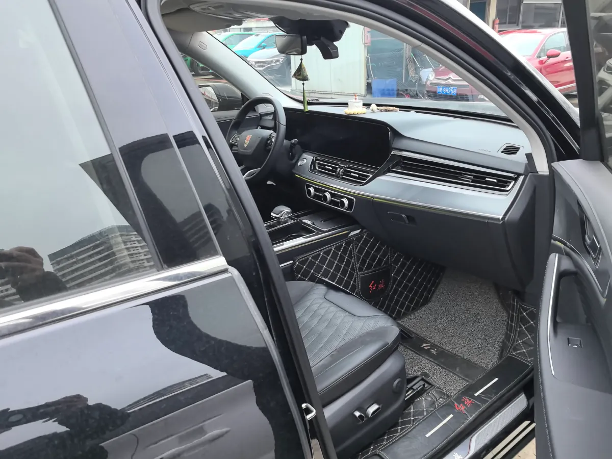 2023 HongQi HS5 2.0T 252HP L4 8AT,autocango,china used car exporter,china ev exporter,chinese used car exporter,chinese used ev exporter