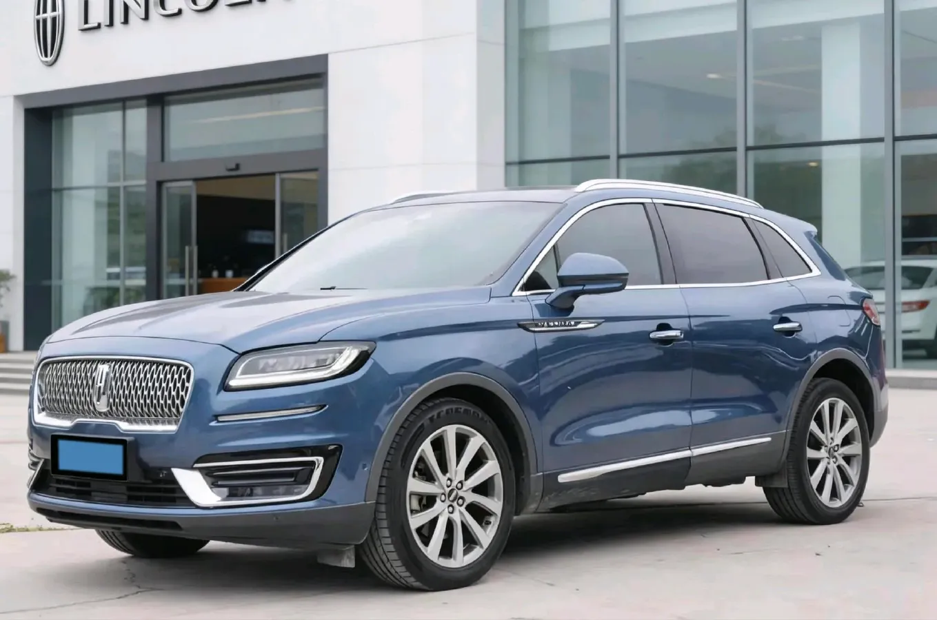 2019 Lincoln Nautilus 2.0T 235HP L4 8AT,autocango,china used car exporter,china ev exporter,chinese used car exporter,chinese used ev exporter