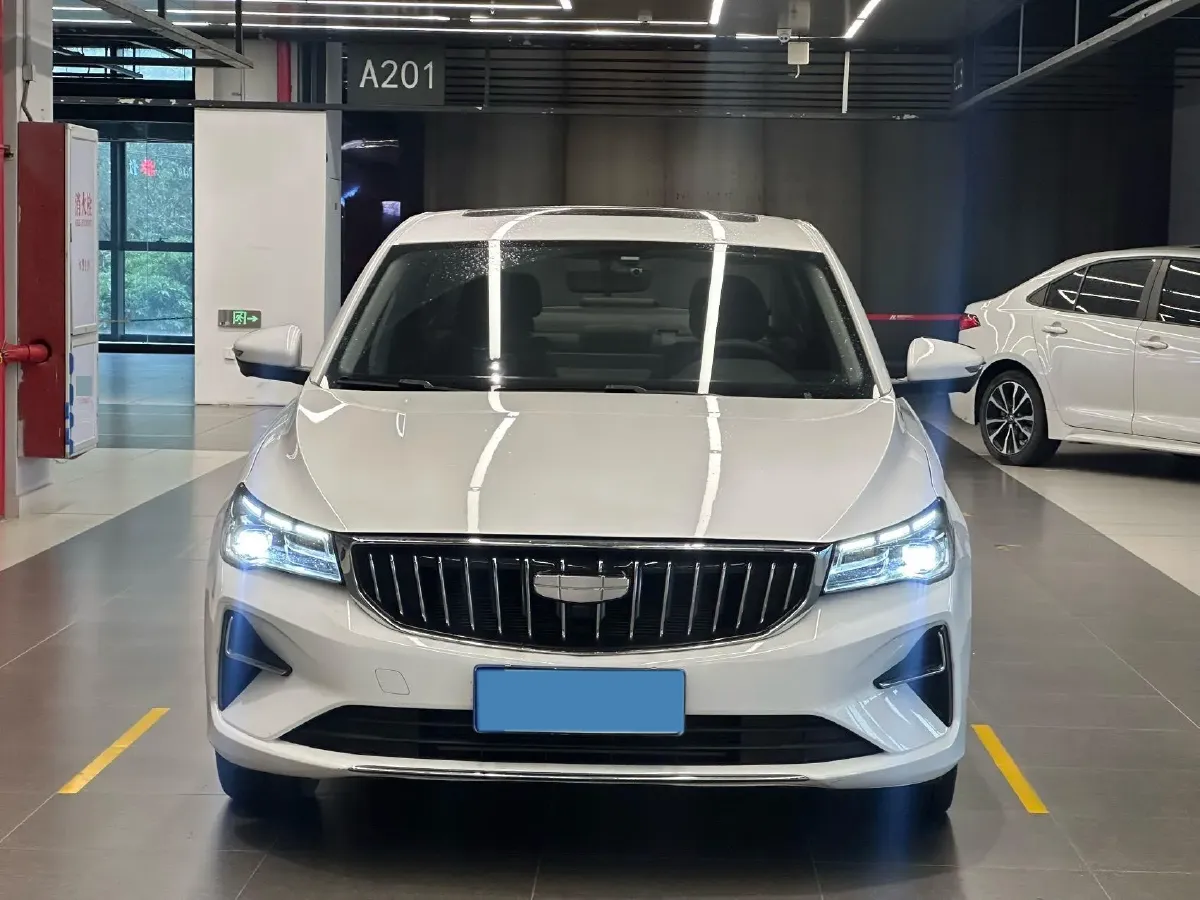 2025 Geely Emgrand 1.5L 127HP L4 CVT,autocango,china used car exporter,china ev exporter,chinese used car exporter,chinese used ev exporter