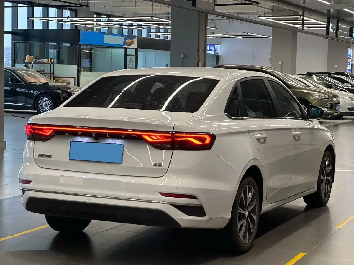 2025 Geely Emgrand 1.5L 127HP L4 CVT,autocango,china used car exporter,china ev exporter,chinese used car exporter,chinese used ev exporter