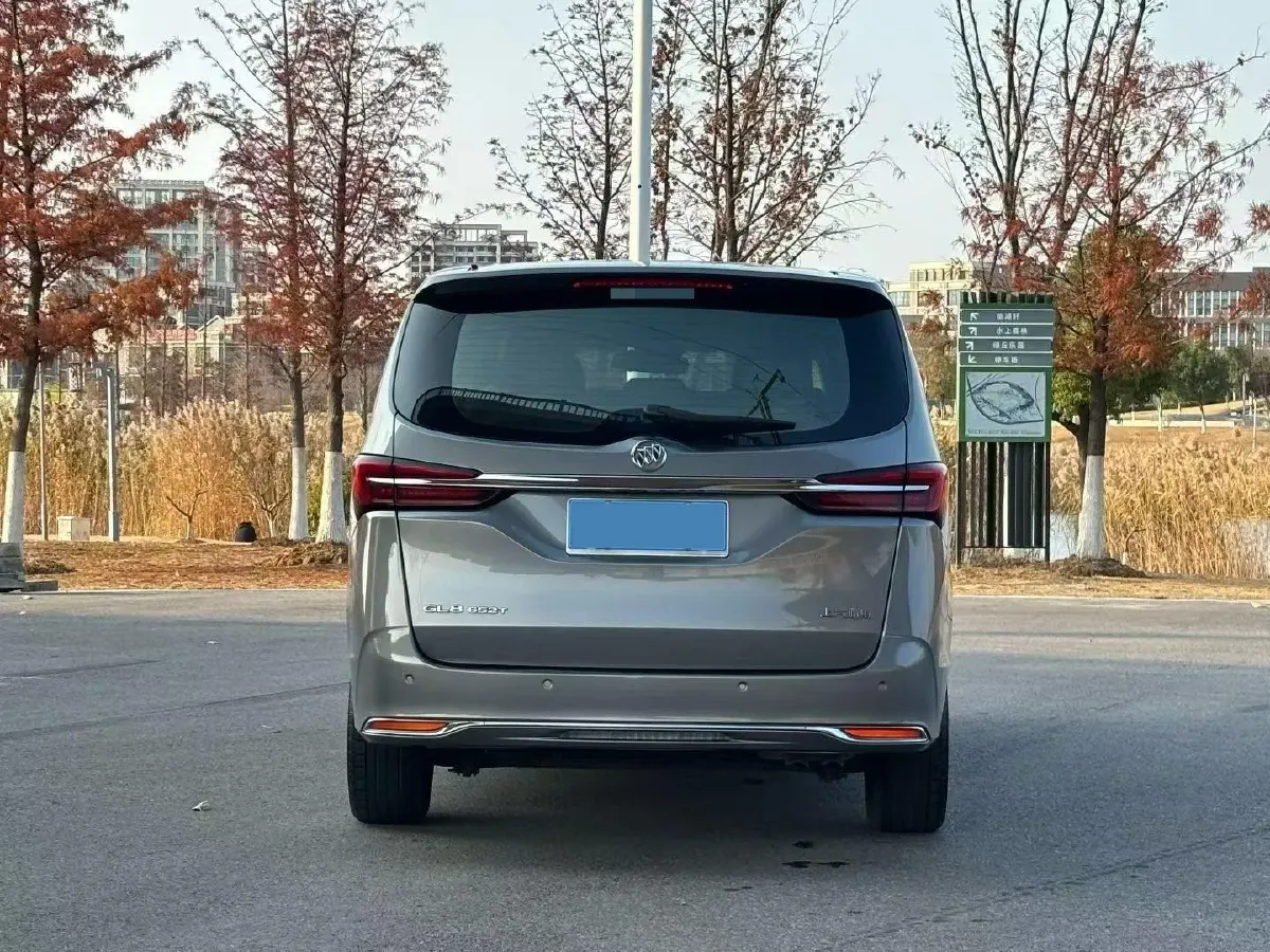 2021 Buick GL8 2.0T 237HP L4 9AT,autocango,china used car exporter,china ev exporter,chinese used car exporter,chinese used ev exporter