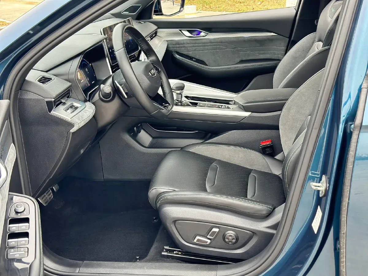 2023 Geely Preface 2.0T 190HP L4 7DCT,autocango,china used car exporter,china ev exporter,chinese used car exporter,chinese used ev exporter