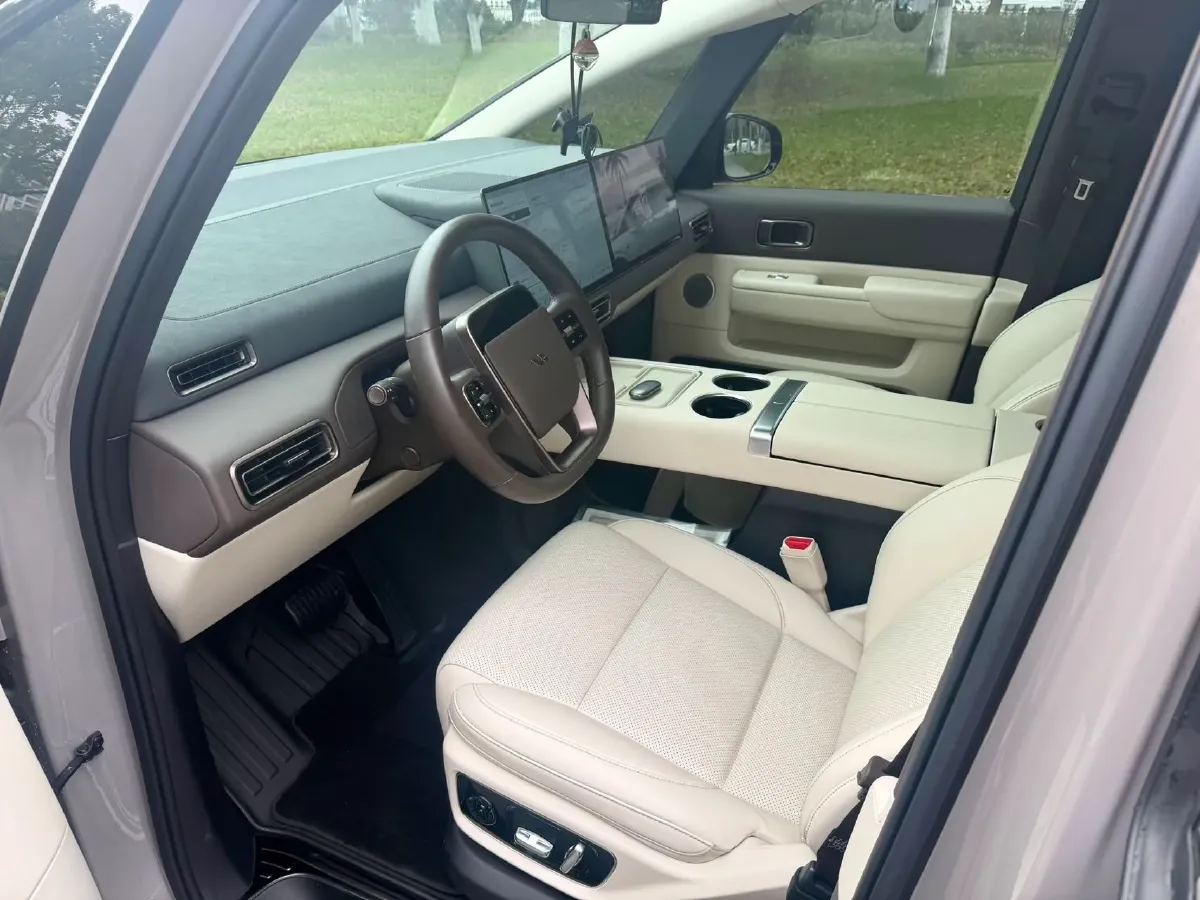 2024 Li MEGA BEV 102.7KWH,autocango,china used car exporter,china ev exporter,chinese used car exporter,chinese used ev exporter