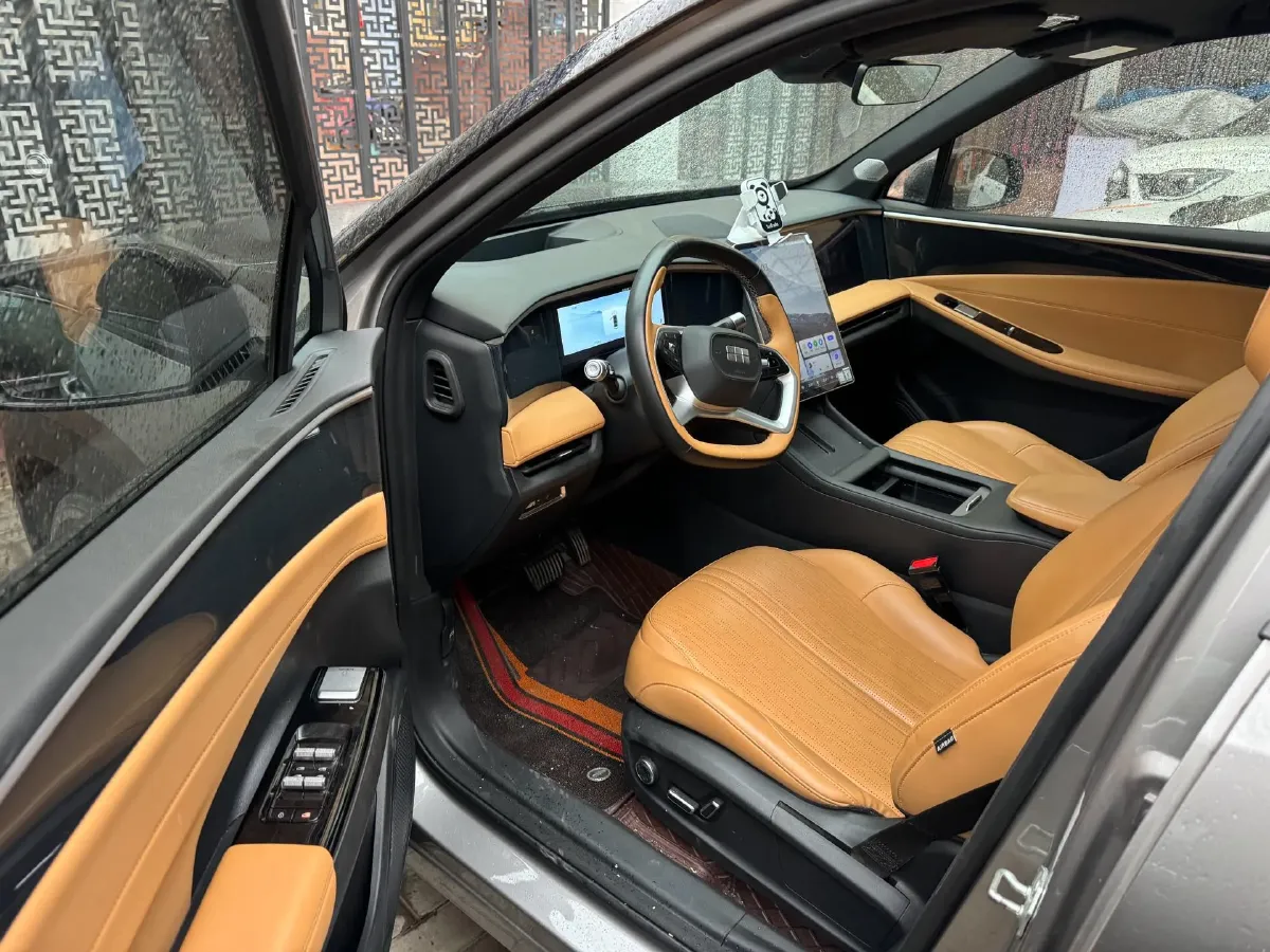 2023 Geely Galaxy L7 1.5T 163HP L4 3DHT PHEV 18.7KWH,autocango,china used car exporter,china ev exporter,chinese used car exporter,chinese used ev exporter