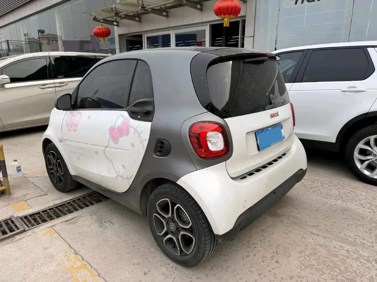 2019 Smart smart fortwo 0.9T 90HP L3 6DCT,autocango,china used car exporter,china ev exporter,chinese used car exporter,chinese used ev exporter