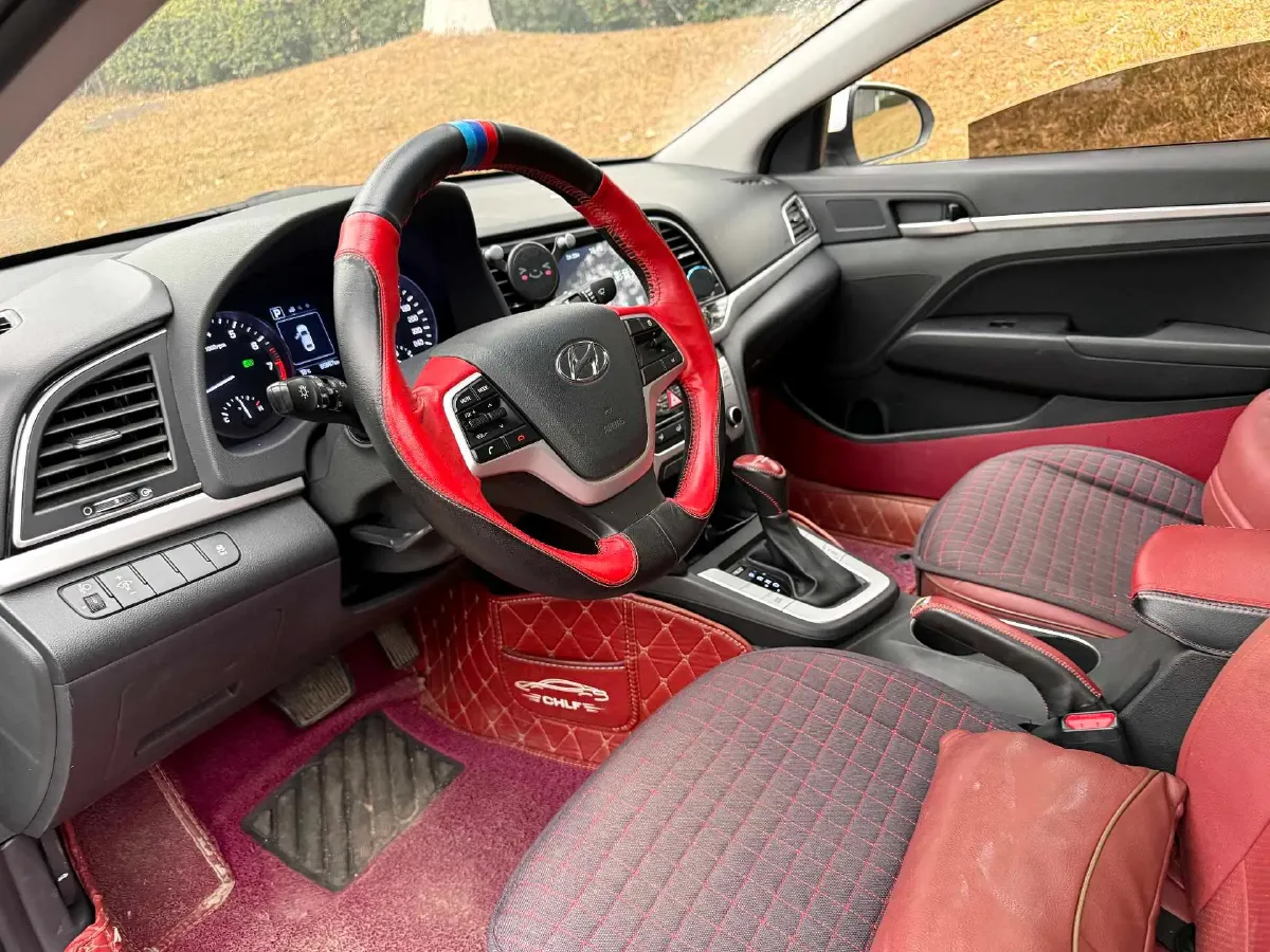 2016 Hyundai Elantra 1.6L 130HP L4 6AT,autocango,china used car exporter,china ev exporter,chinese used car exporter,chinese used ev exporter