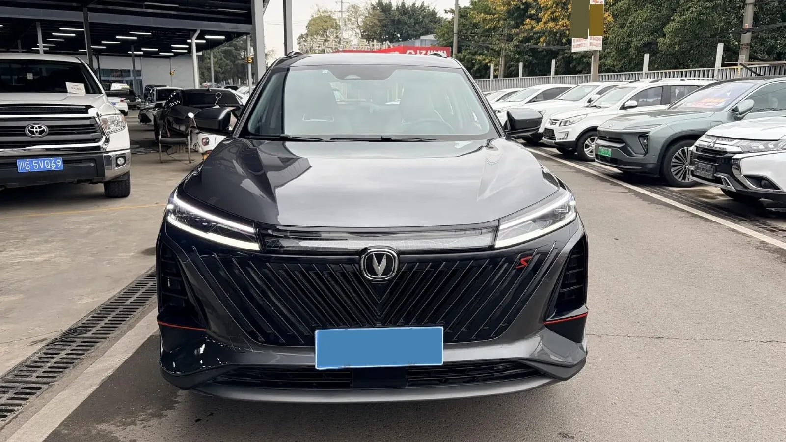 2022 ChangAn CS75 Plus 1.5T 188HP L4 8AT,autocango,china used car exporter,china ev exporter,chinese used car exporter,chinese used ev exporter