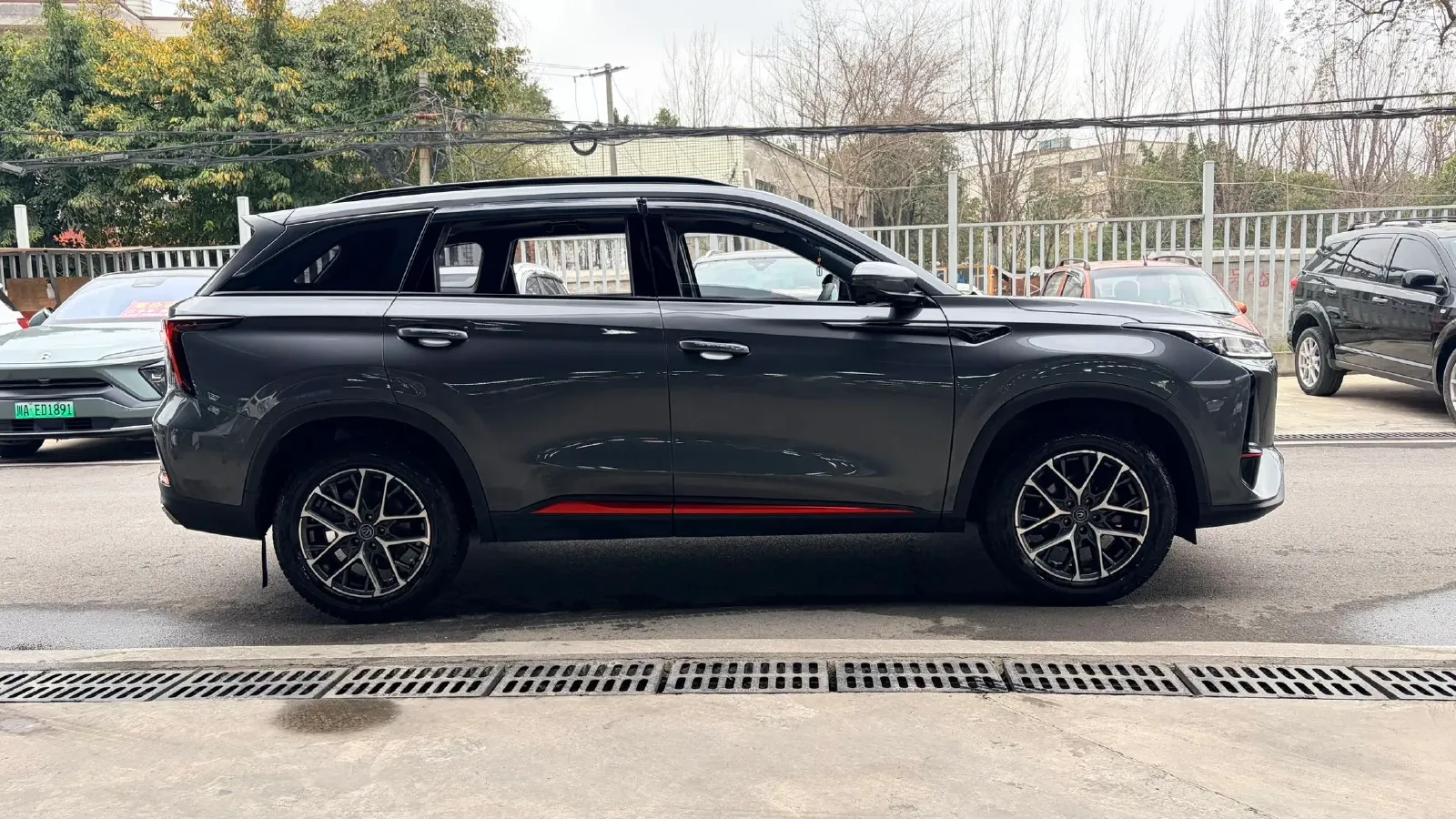 2022 ChangAn CS75 Plus 1.5T 188HP L4 8AT,autocango,china used car exporter,china ev exporter,chinese used car exporter,chinese used ev exporter