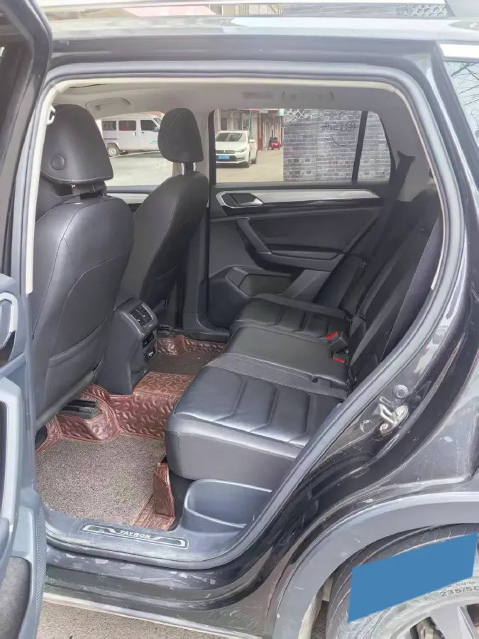 2019 Volkswagen Tayron 2.0T 186HP L4 7DCT,autocango,china used car exporter,china ev exporter,chinese used car exporter,chinese used ev exporter