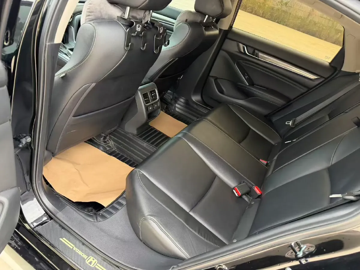 2022 Honda Accord 1.5T 194HP L4 CVT,autocango,china used car exporter,china ev exporter,chinese used car exporter,chinese used ev exporter