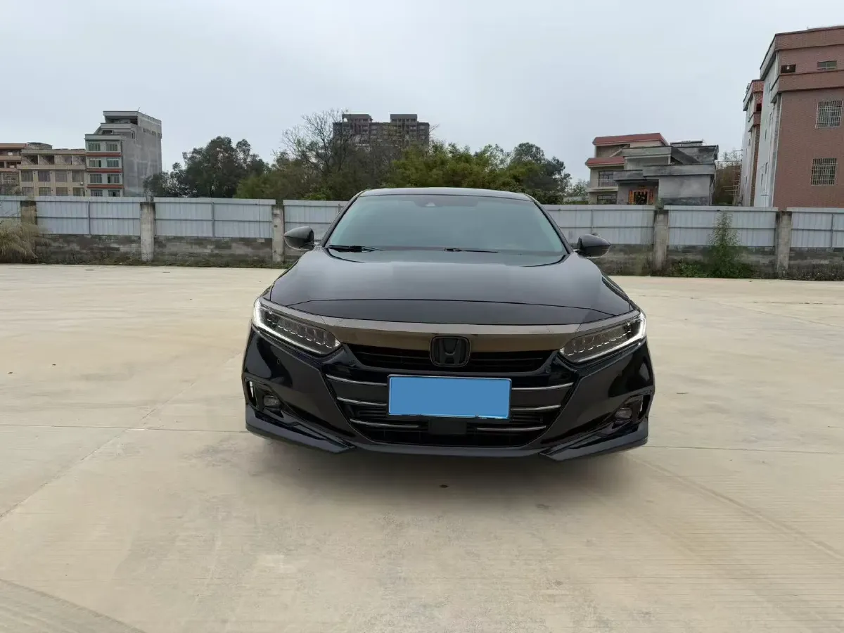 2022 Honda Accord 1.5T 194HP L4 CVT,autocango,china used car exporter,china ev exporter,chinese used car exporter,chinese used ev exporter