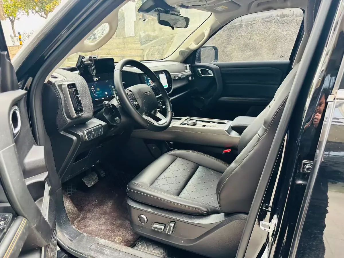 2024 Haval Dargo 2.0T 238HP L4 9DCT,autocango,china used car exporter,china ev exporter,chinese used car exporter,chinese used ev exporter