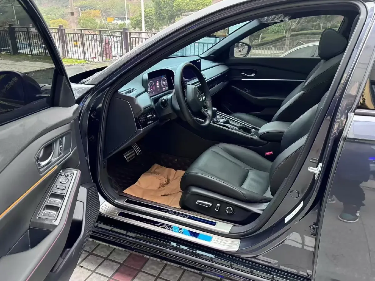 2023 Honda Accord 1.5T 192HP L4 CVT,autocango,china used car exporter,china ev exporter,chinese used car exporter,chinese used ev exporter