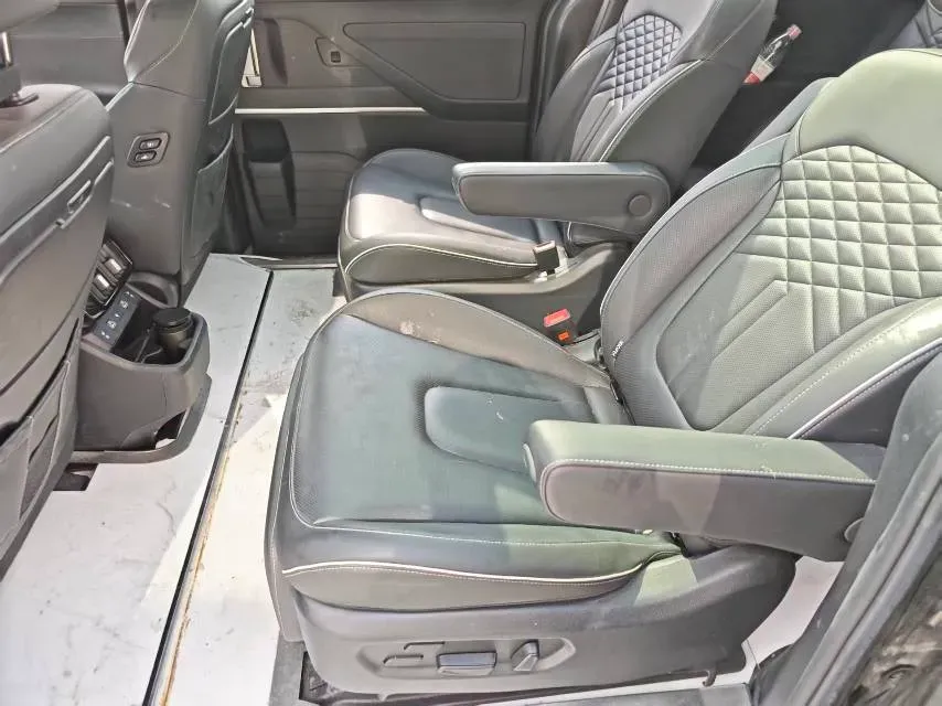 2021 Hyundai Custo 2.0T 236HP L4 8AT,autocango,china used car exporter,china ev exporter,chinese used car exporter,chinese used ev exporter