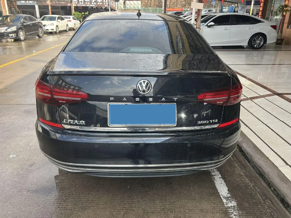 2019 Volvo V40 1.5T 152HP L4 6AT,autocango,china used car exporter,china ev exporter,chinese used car exporter,chinese used ev exporter