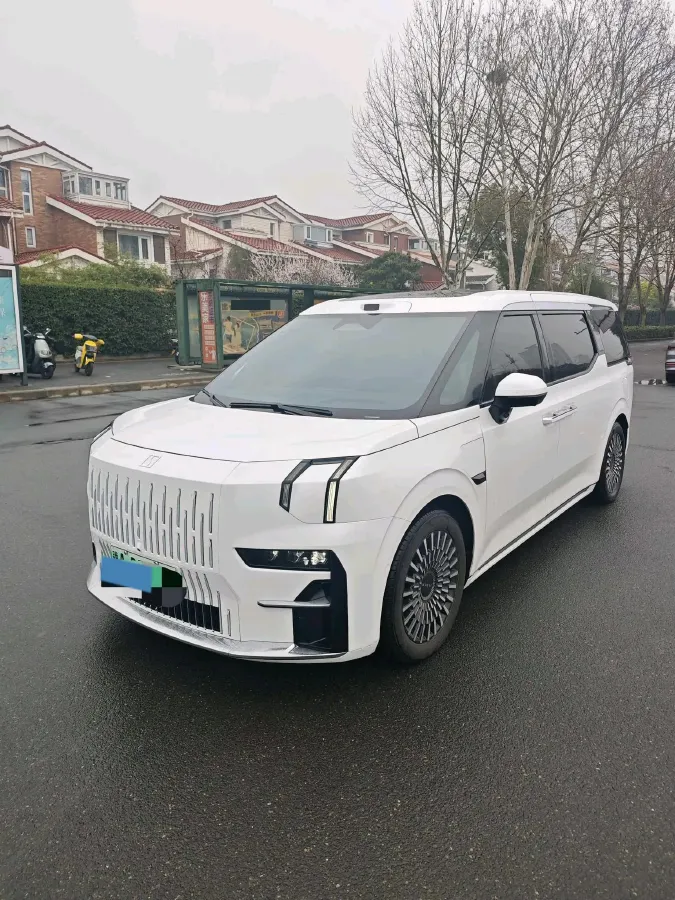 2024 Zeekr 009 BEV 108KWH,autocango,china used car exporter,china ev exporter,chinese used car exporter,chinese used ev exporter