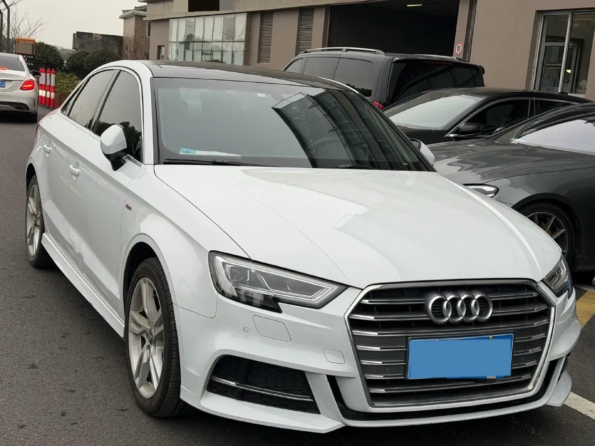 2019 Audi A3 1.4T 150HP L4 7DCT,autocango,china used car exporter,china ev exporter,chinese used car exporter,chinese used ev exporter