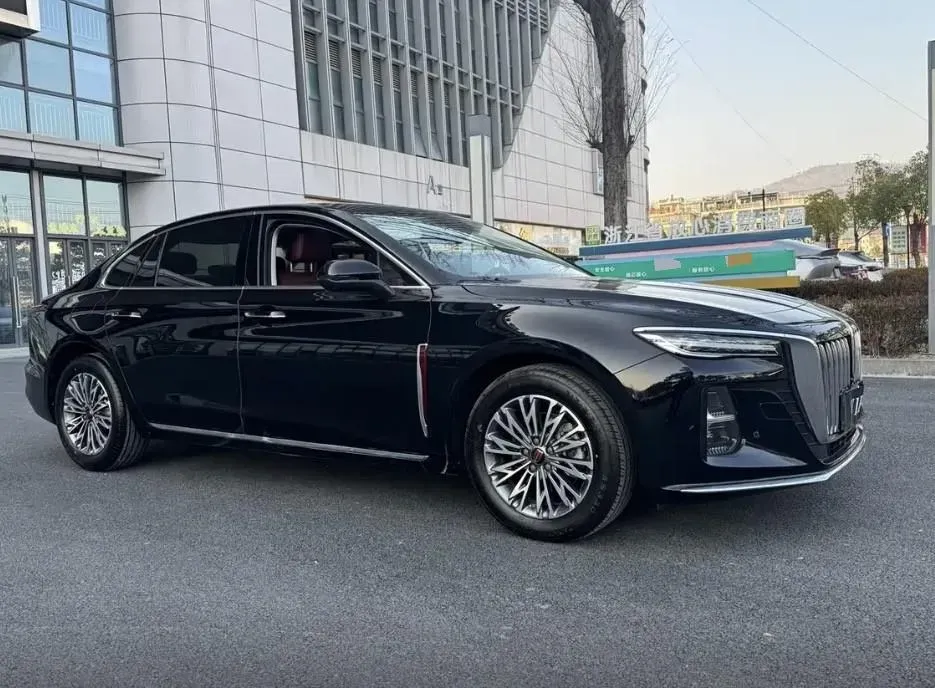 2025 HongQi H5 1.5T 169HP L4 7DCT,autocango,china used car exporter,china ev exporter,chinese used car exporter,chinese used ev exporter