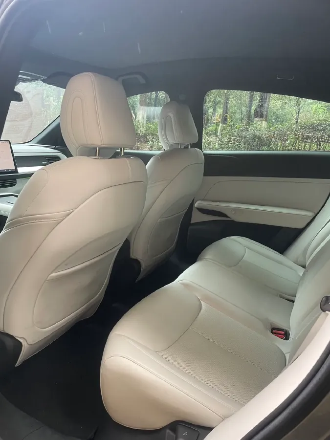 2023 Xpeng G6 BEV 66KWH,autocango,china used car exporter,china ev exporter,chinese used car exporter,chinese used ev exporter