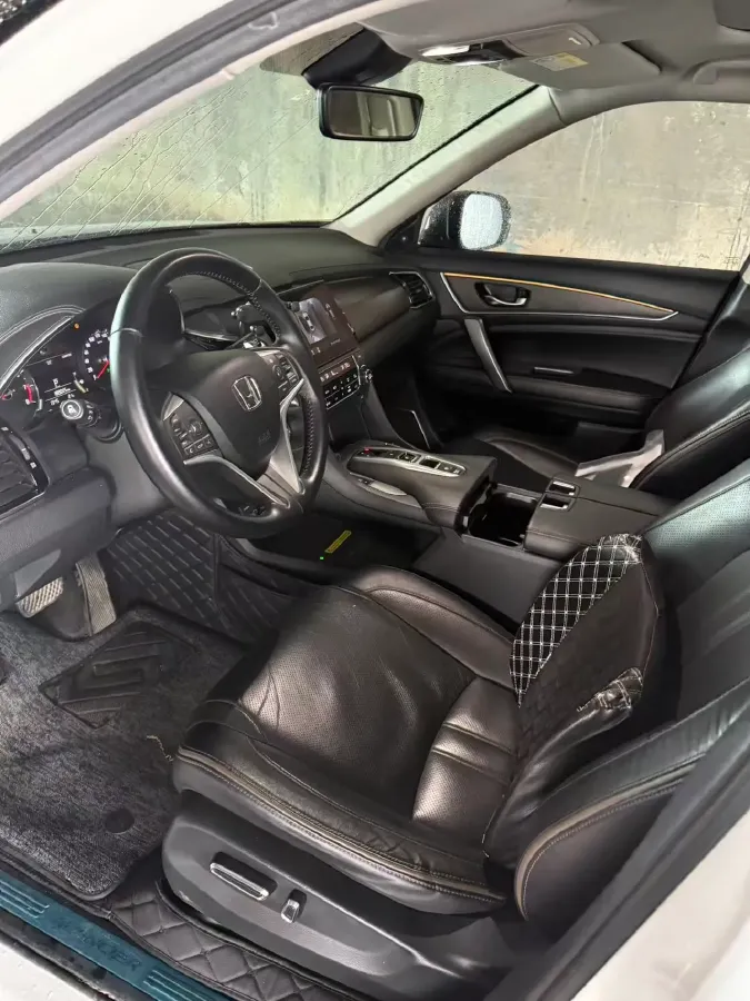 2020 Honda Avancier 2.0T 272HP L4 9AT,autocango,china used car exporter,china ev exporter,chinese used car exporter,chinese used ev exporter