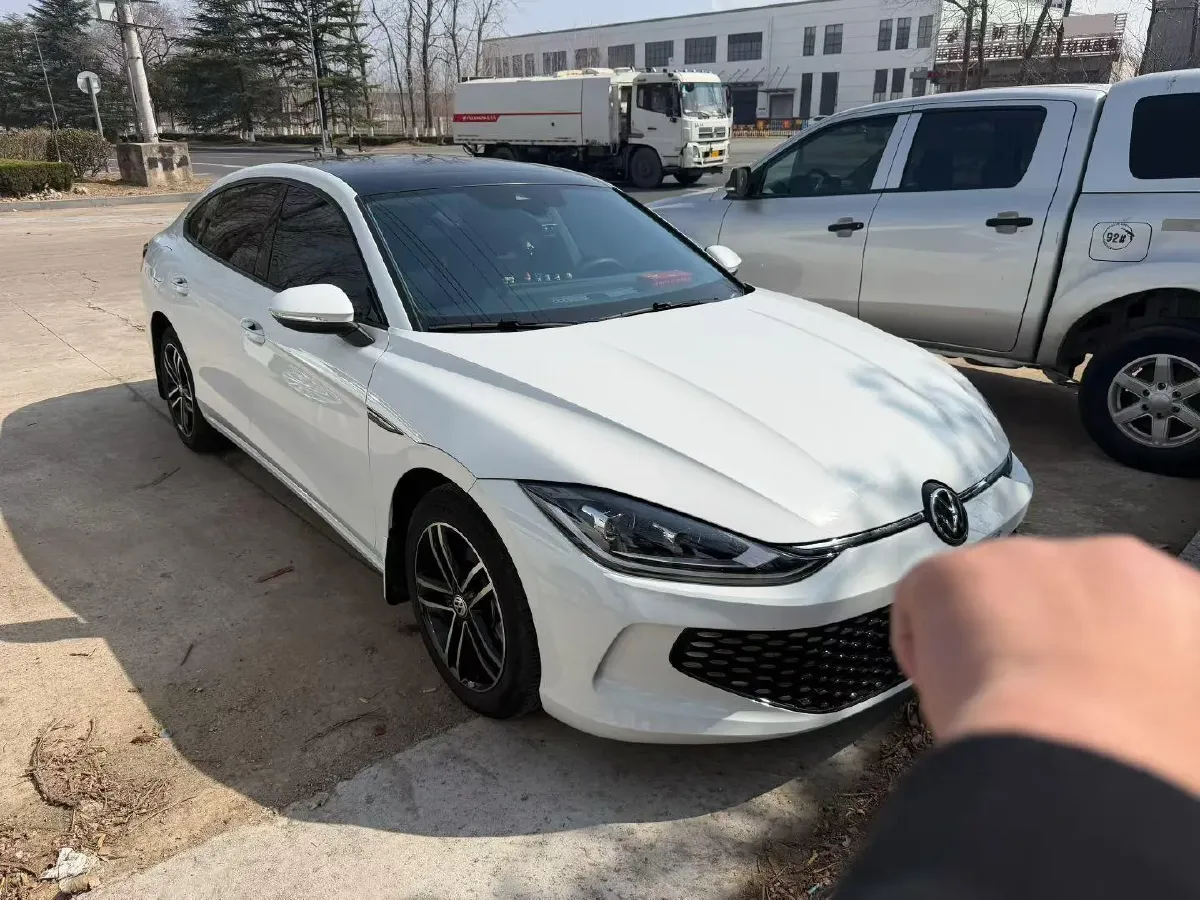 2024 Volkswagen Lamando 1.4T 150HP L4 7DCT,autocango,china used car exporter,china ev exporter,chinese used car exporter,chinese used ev exporter