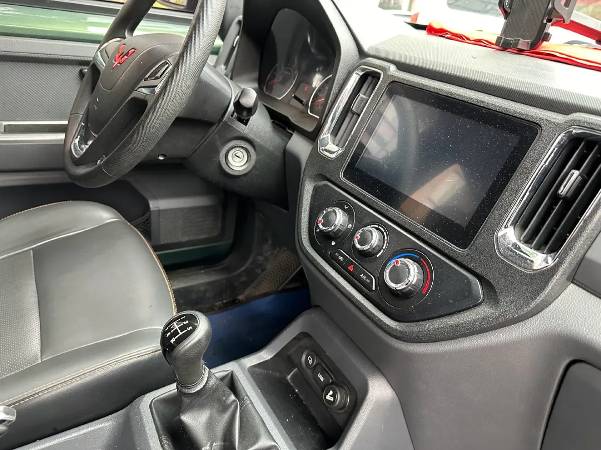 2021 WuLing ZhentTu 1.5L 99HP L4 5MT,autocango,china used car exporter,china ev exporter,chinese used car exporter,chinese used ev exporter