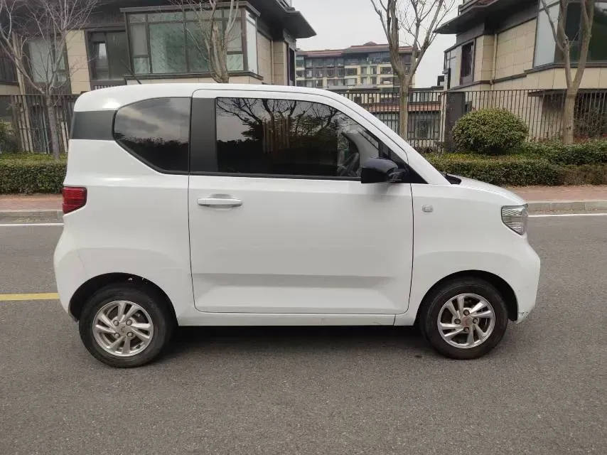 2022 WuLing HongGuang MINI EV BEV 13.9KWH,autocango,china used car exporter,china ev exporter,chinese used car exporter,chinese used ev exporter