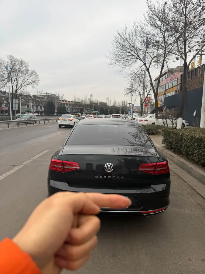 2018 Volkswagen Magotan 1.8T 180HP L4 7DCT,autocango,china used car exporter,china ev exporter,chinese used car exporter,chinese used ev exporter