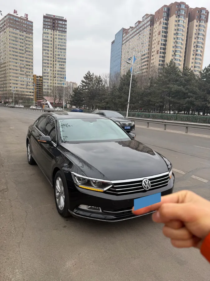 2018 Volkswagen Magotan 1.8T 180HP L4 7DCT,autocango,china used car exporter,china ev exporter,chinese used car exporter,chinese used ev exporter