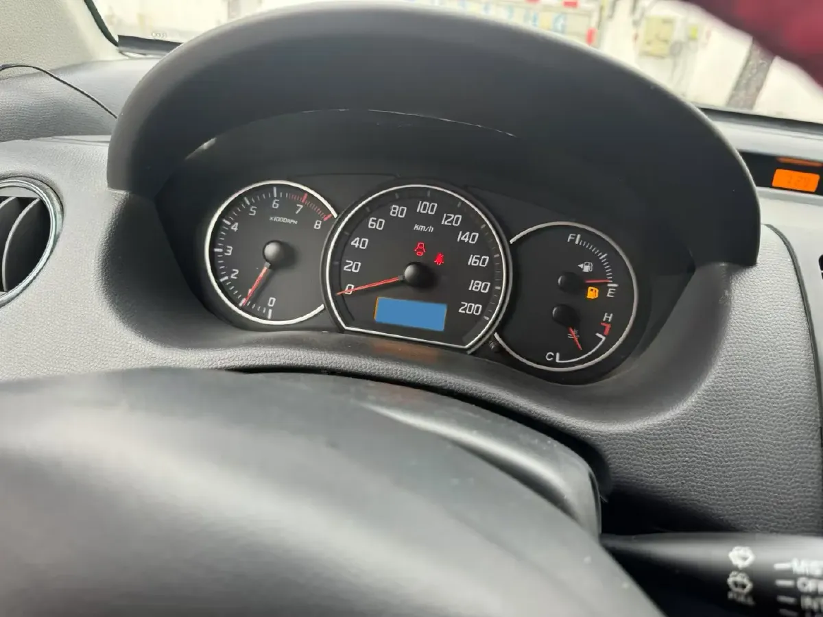 2016 Suzuki Swift 1.5L 103HP L4 4AT,autocango,china used car exporter,china ev exporter,chinese used car exporter,chinese used ev exporter