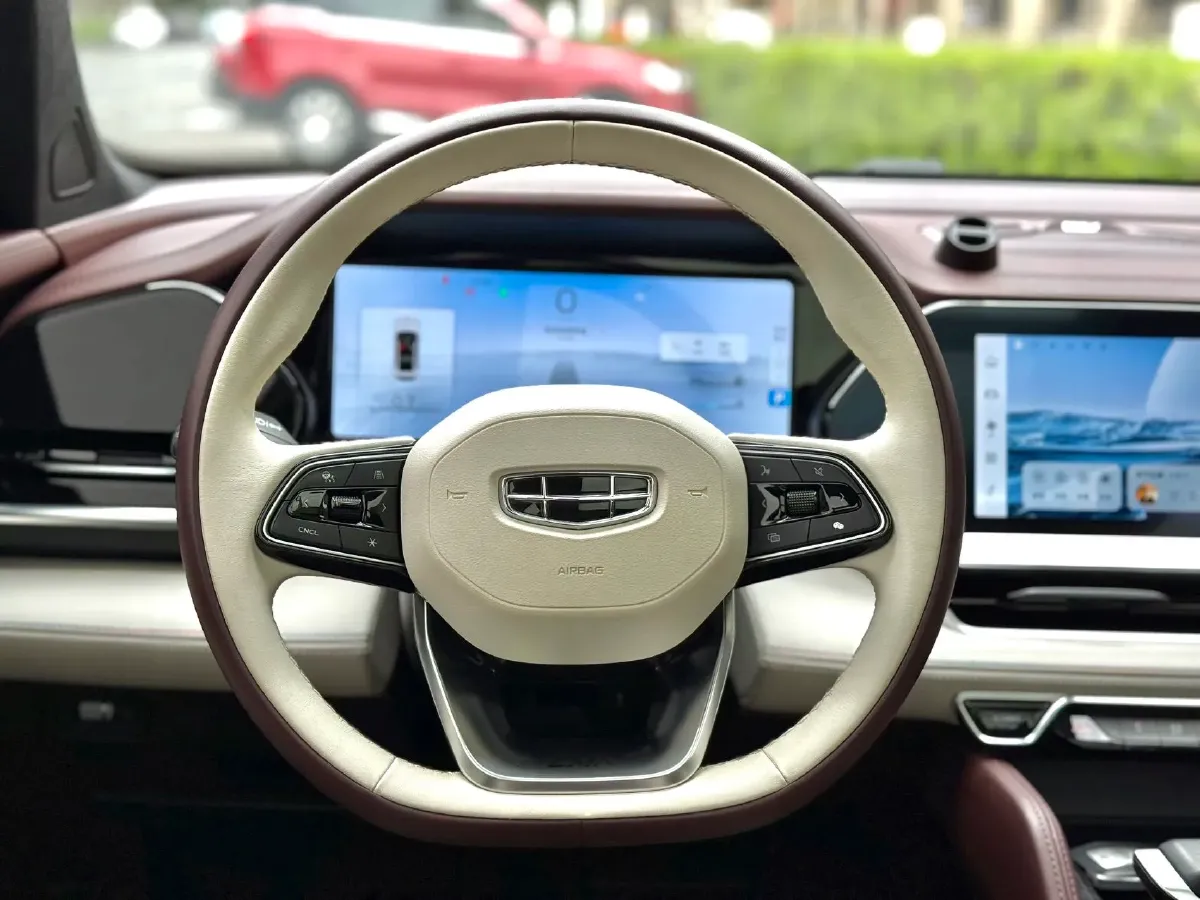 2021 Geely Monjaro 2.0T 218HP L4 7DCT,autocango,china used car exporter,china ev exporter,chinese used car exporter,chinese used ev exporter