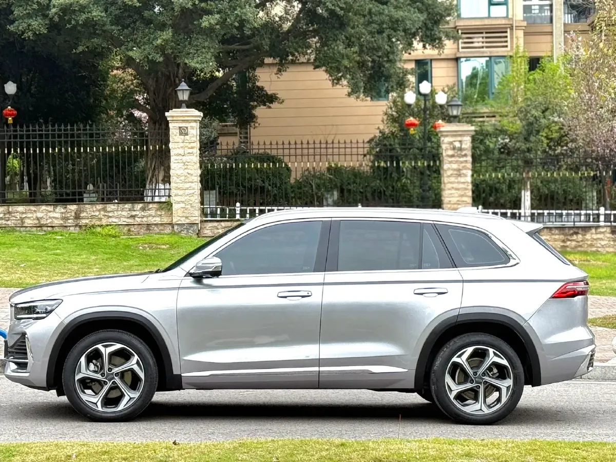 2021 Geely Monjaro 2.0T 218HP L4 7DCT,autocango,china used car exporter,china ev exporter,chinese used car exporter,chinese used ev exporter