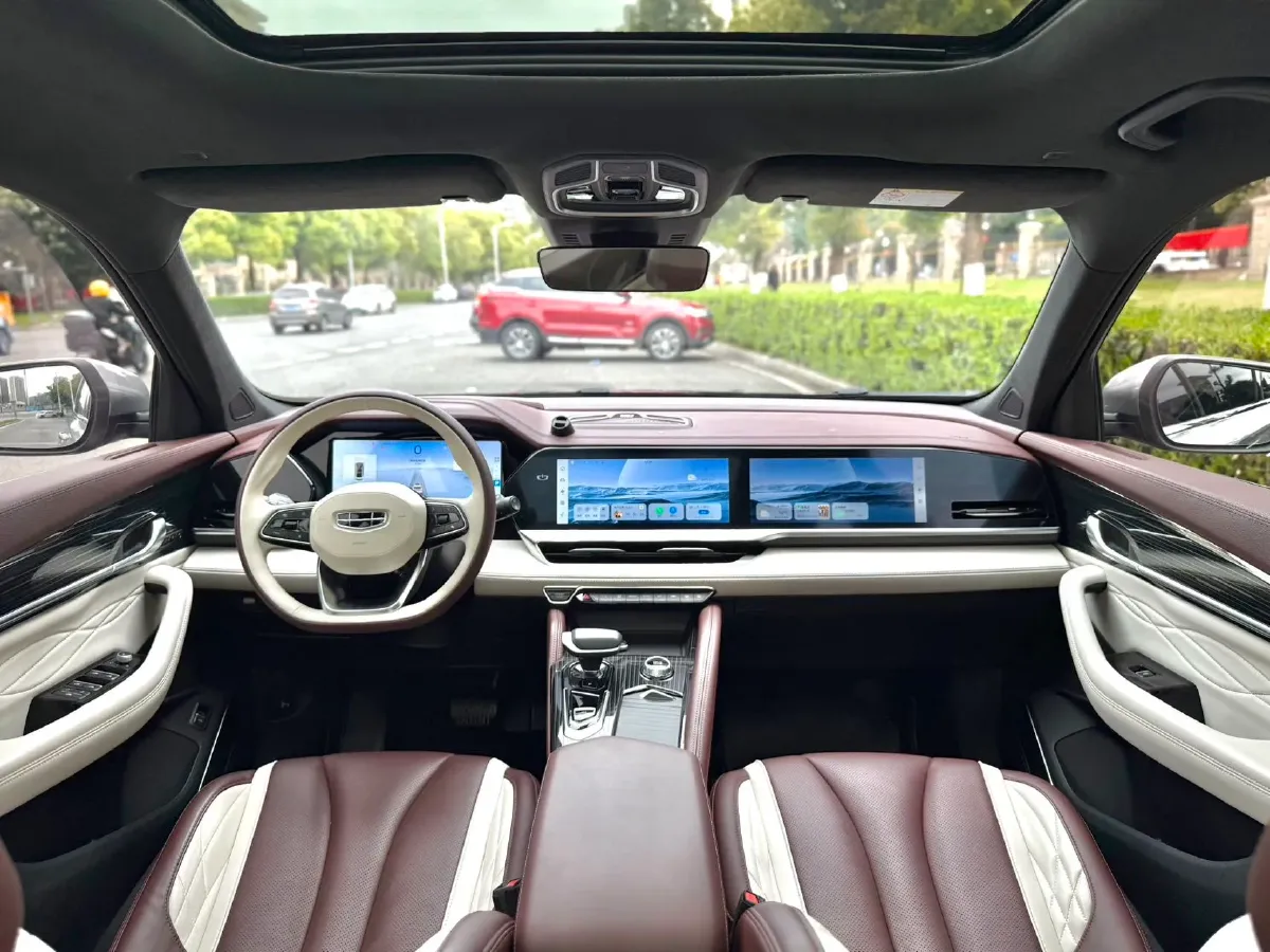 2021 Geely Monjaro 2.0T 218HP L4 7DCT,autocango,china used car exporter,china ev exporter,chinese used car exporter,chinese used ev exporter