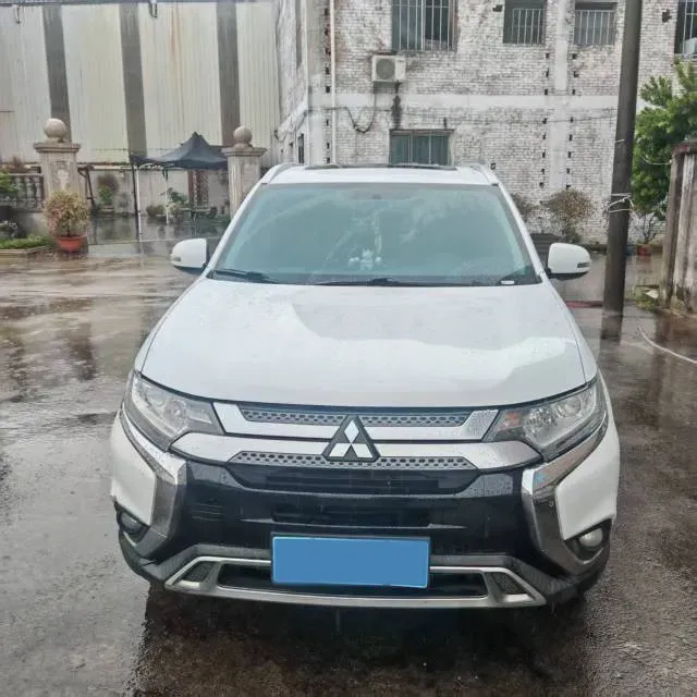 2020 Mitsubishi Outlander 2.0L 166HP L4 CVT,autocango,china used car exporter,china ev exporter,chinese used car exporter,chinese used ev exporter