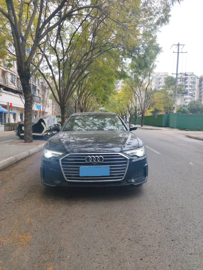 2020 Audi A6L 3.0T 340HP V6 7DCT,autocango,china used car exporter,china ev exporter,chinese used car exporter,chinese used ev exporter