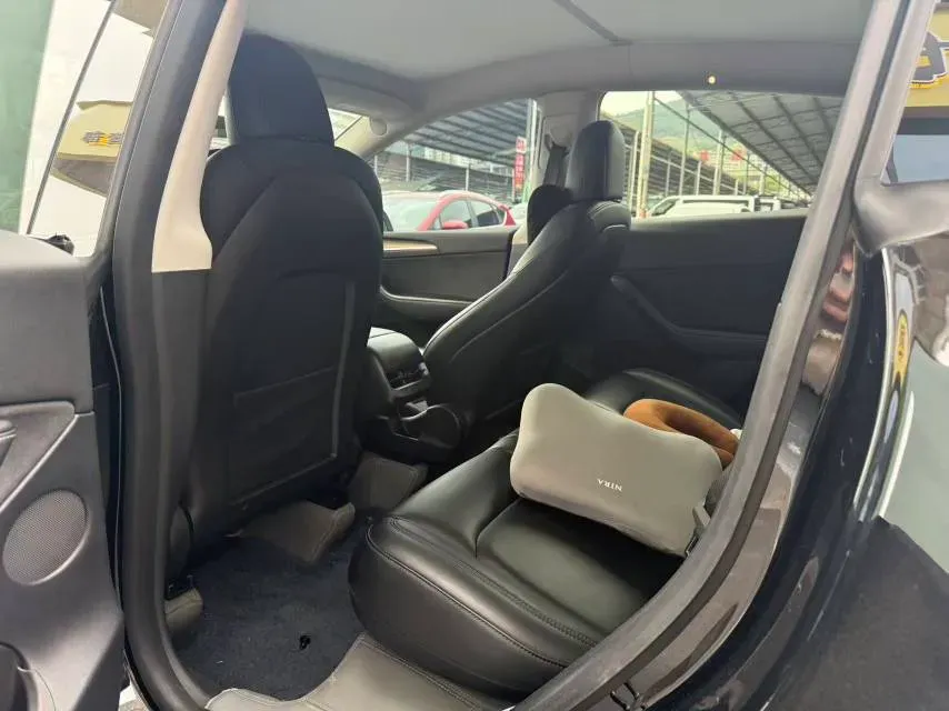 2021 Tesla Model Y BEV 60KWH,autocango,china used car exporter,china ev exporter,chinese used car exporter,chinese used ev exporter