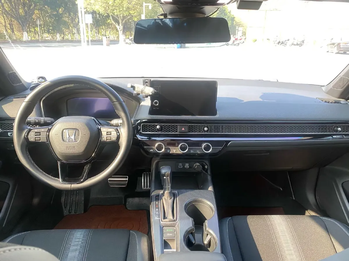 2022 Honda Civic 1.5T 182HP L4 CVT,autocango,china used car exporter,china ev exporter,chinese used car exporter,chinese used ev exporter