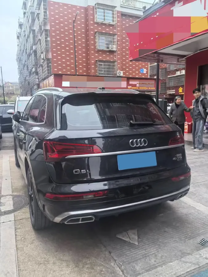 2022 Audi Q5L 2.0T 190HP L4 7DCT,autocango,china used car exporter,china ev exporter,chinese used car exporter,chinese used ev exporter