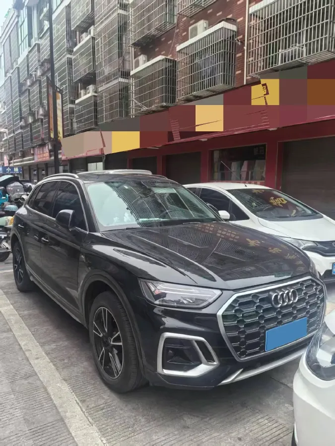 2022 Audi Q5L 2.0T 190HP L4 7DCT,autocango,china used car exporter,china ev exporter,chinese used car exporter,chinese used ev exporter