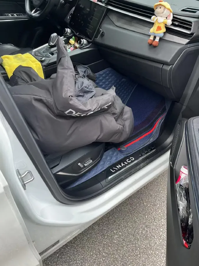 2021 LYNK&CO 01 2.0T 218HP L4 8AT,autocango,china used car exporter,china ev exporter,chinese used car exporter,chinese used ev exporter