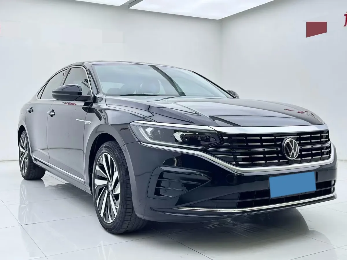 2023 Volkswagen Passat 2.0T 186HP L4 7DCT,autocango,china used car exporter,china ev exporter,chinese used car exporter,chinese used ev exporter