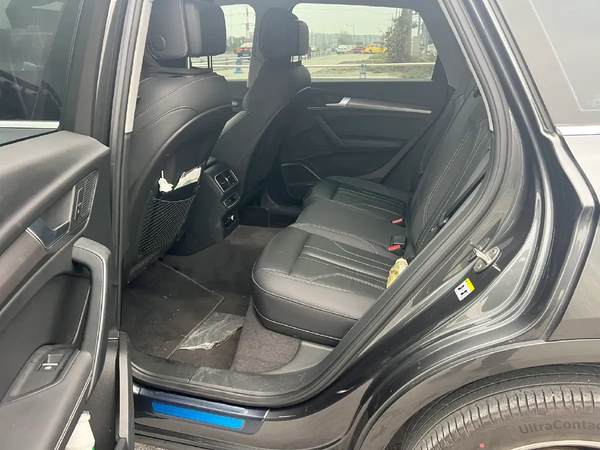 2023 Audi Q5L Sportback 2.0T 245HP L4 7DCT,autocango,china used car exporter,china ev exporter,chinese used car exporter,chinese used ev exporter